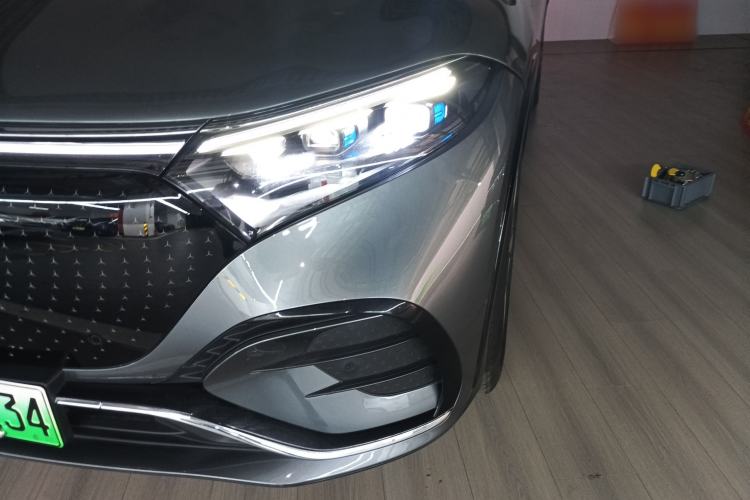 Used Mercedes-Benz EQS SUV 2023 450 4MATIC Pioneer Edition Left Front Headlight