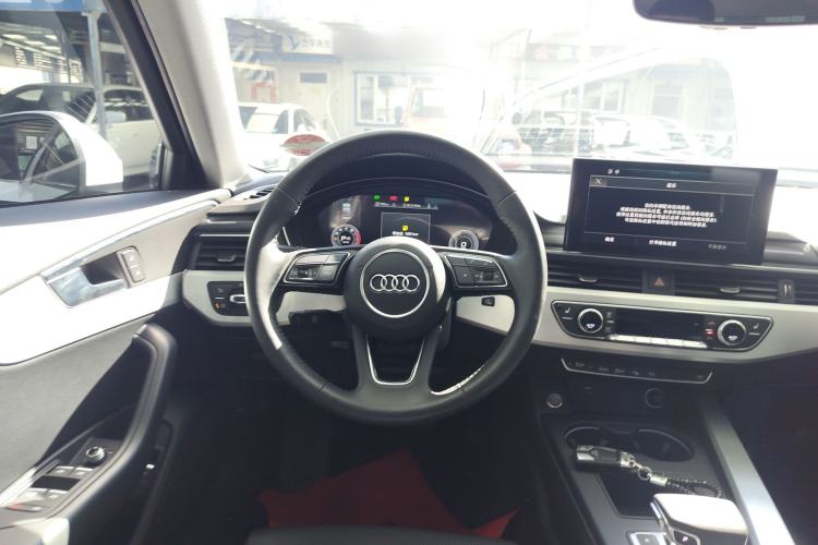 Used Audi A4L 2020 40 TFSI Luxury Dynamic Model
