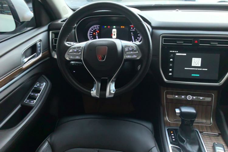 Used Roewe RX8 2018 30T Smart Connectivity All-Wheel Drive Supreme Edition
