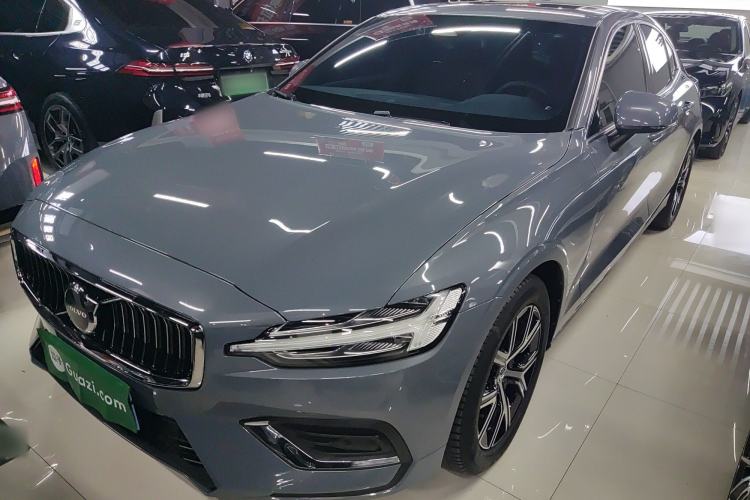 Used Volvo S60 2024 B4 Zhiyi Luxury Edition