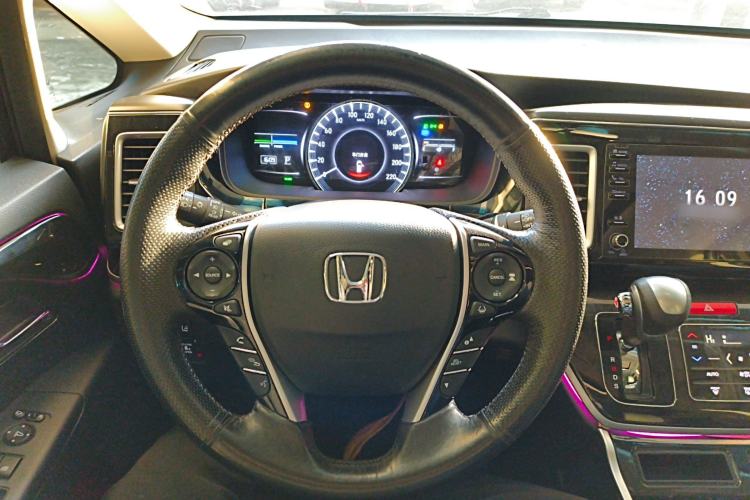 Used Honda Elysion 2019 2.0L Hybrid Comfort Edition
