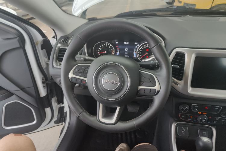 Used Jeep Compass 2017 200T Automatic Family Edition