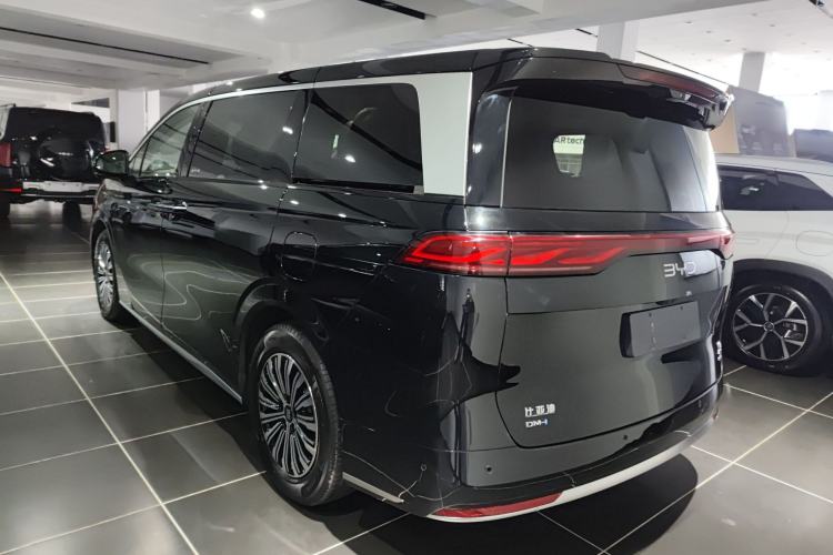 Used BYD Xia 2025 DM-i 1.5T 180km Excellence Model