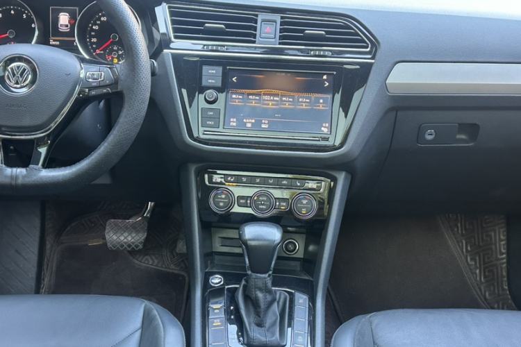 Used Volkswagen Tiguan L 2018 Facelift 330TSI Automatic Two-Wheel Drive Luxury Edition