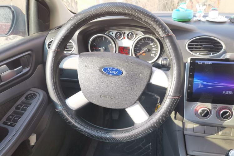 Used Ford Focus 2011 Hatchback 1.8L Manual Classic Model
