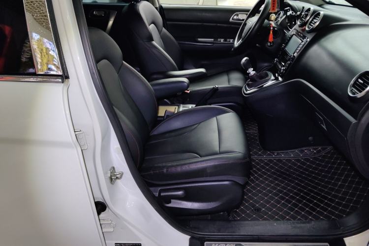 Used Haval H6 2016 Upgraded Model 1.5T Manual Two-Wheel Drive Elite Version
