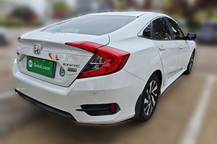 Used Honda Civic 2016 220TURBO CVT Luxury Edition Rear Right 45 Deg