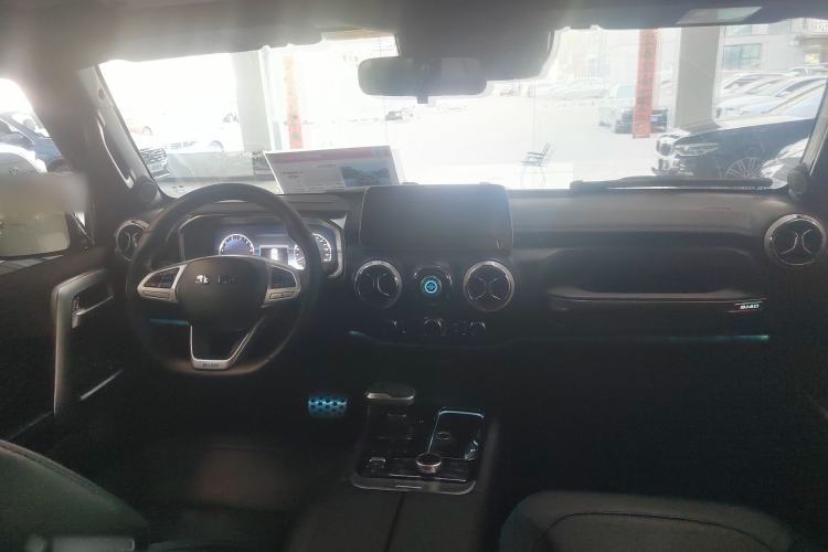 Used BAIC Off-Road BJ40 2021 2.0T Automatic Four-Wheel Drive Ring the Tower Champion Edition

