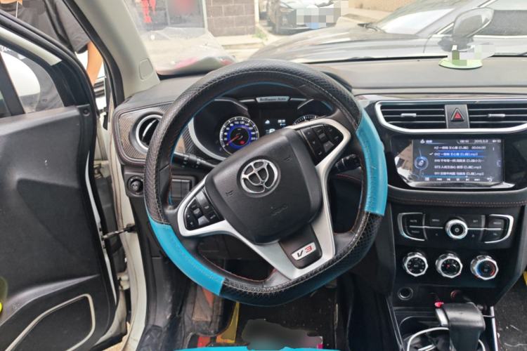 Used Brilliance V3 2016 1.5L Automatic Smart Version