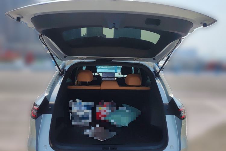 Used Geely Galaxy Xingjian 7 EM-i 2025 55 km Launch Edition Trunk