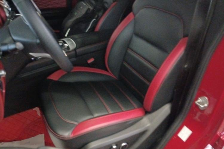 Used BAIC Off-Road BJ40 2019 2.3T Automatic Four-Wheel Drive Urban Hunter Edition Premium Model China VI Emission Standard