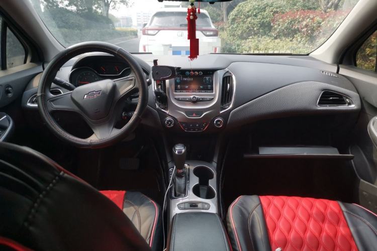 Used Chevrolet Cruze 2018 Redline 320 Automatic Pioneer Edition