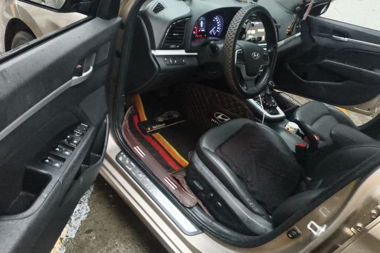 Used Hyundai Elantra (6th Generation / Lingdong) 2016 1.6L Automatic ZhiXuan · Luxury Version
