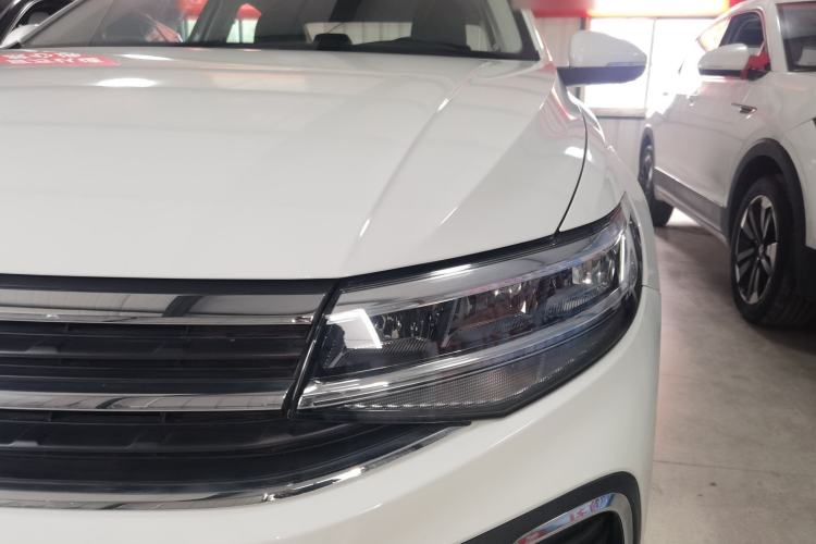Used Volkswagen Bora 2024 200TSI DSG Comfort Edition Left Front Headlight