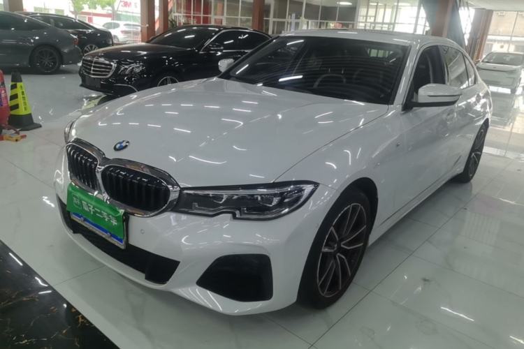 Ojetý BMW 3 Series 2021 Restyled 325Li M Sport Package