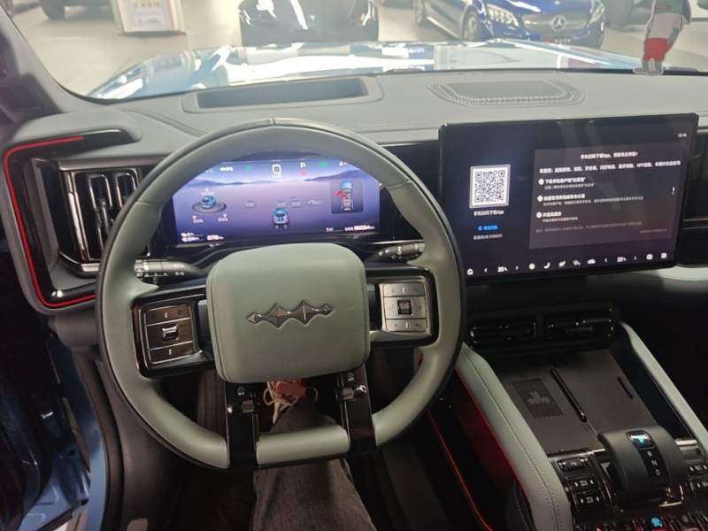 Used Formula Leopard 5 2023 Navigator Edition — 10