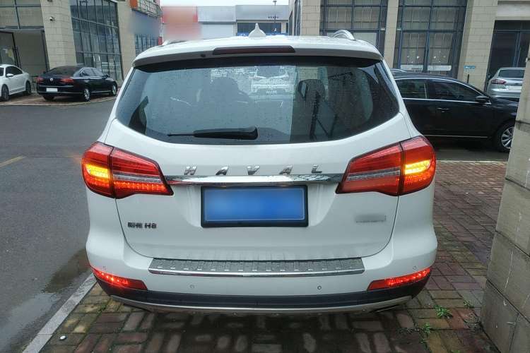 Used Haval H8 2015 2.0T Two-Wheel-Drive Luxury Version