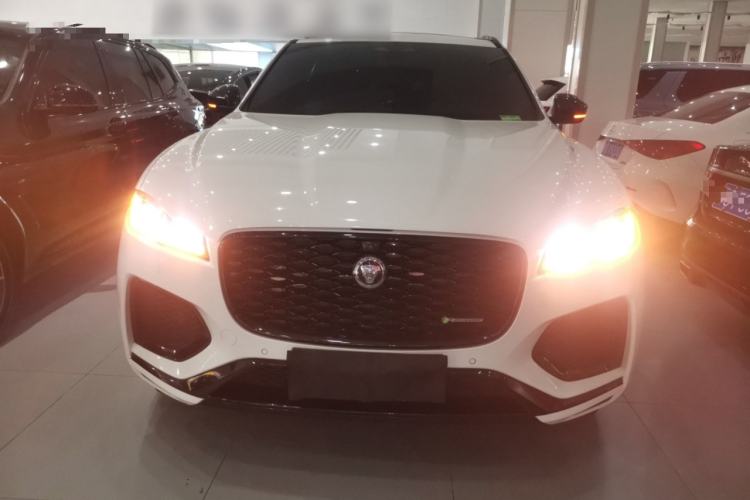 Used Jaguar F-PACE 2022 P250 R-Dynamic BLACK
