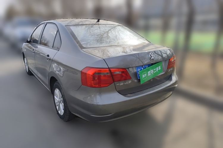 Used Volkswagen Jetta 2015 1.6L Manual Fashion Edition