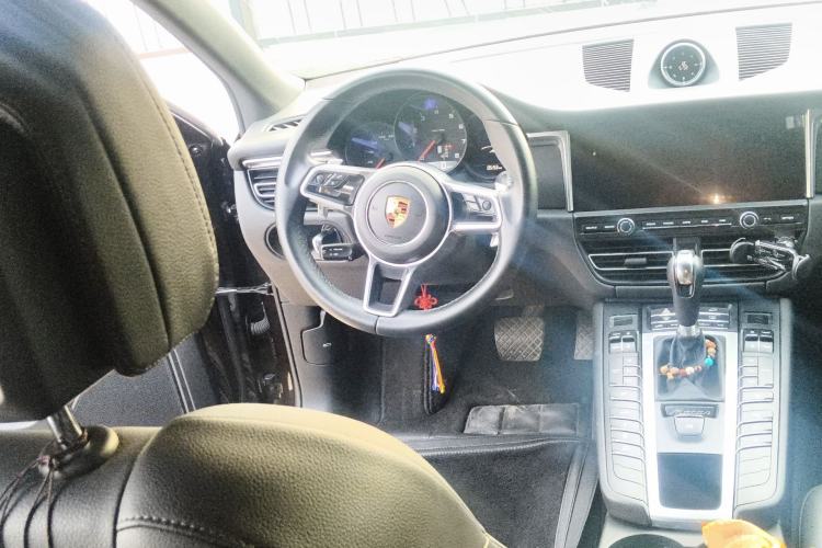 Used Porsche Macan 2021 Macan 2.0T