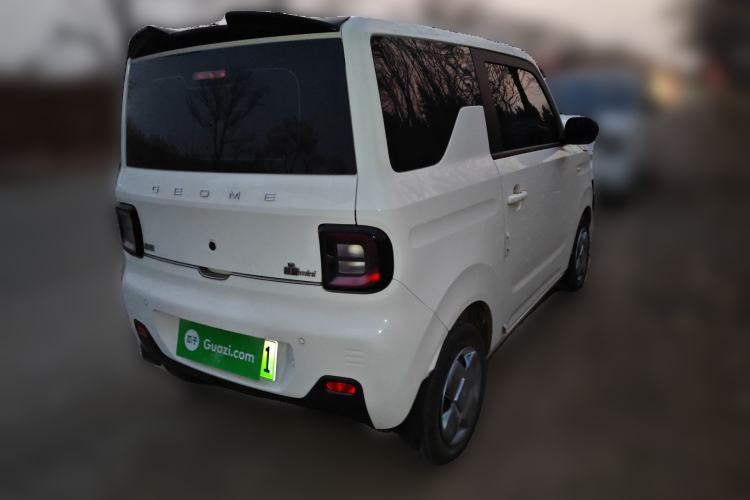 Used Geely Galaxy Panda 2023 Panda Mini 120km Asian Games Edition
