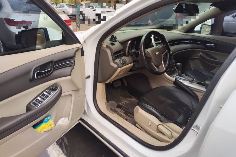 Used Chevrolet Malibu 2014 2.0L Automatic Comfort Edition Driver Seat