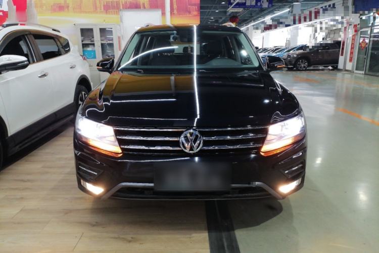 Used Volkswagen Tiguan L 2019 Revised 330TSI Automatic Two-Wheel Drive Smart & Luxury Edition China VI Standard Front