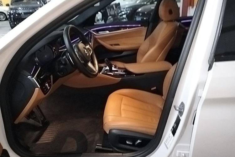Used BMW 5 Series 2018 Restyled 530Li Leading Edition M Sport Package