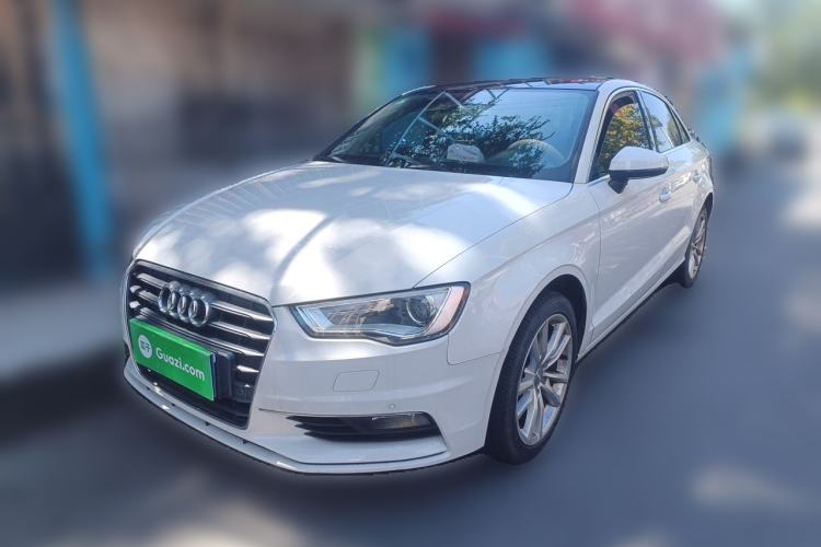 Used Audi A3 2014 Limousine 35 TFSI Automatic Comfort Model Guazi used car, China used car export, Used car for sale, Used cars, Cheapest cars for sale