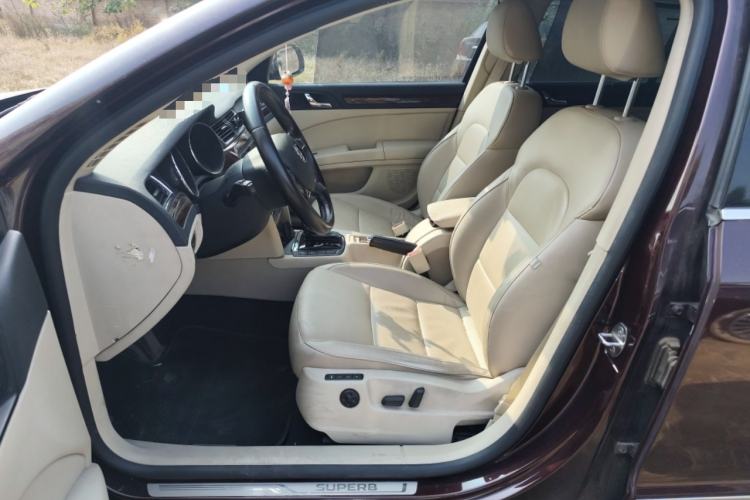 Used Skoda Superb 2013 1.8TSI Automatic Yashi Edition