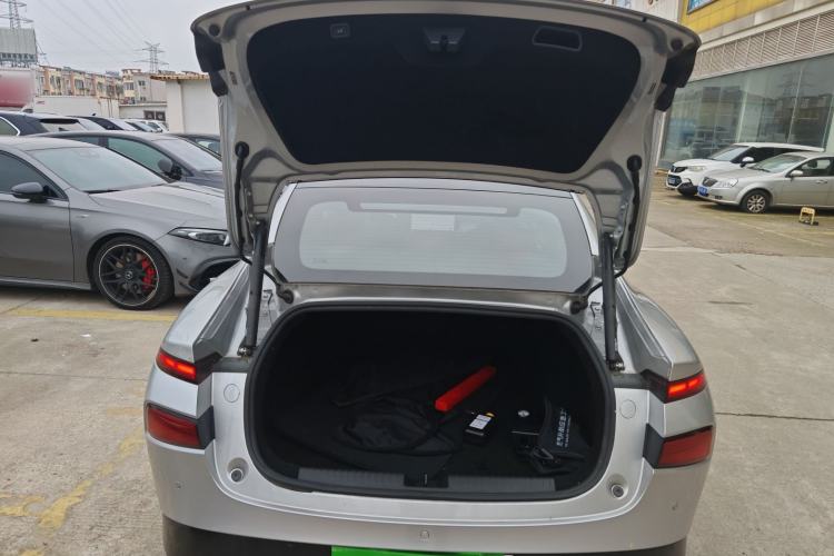 Used XPeng P7 2023 P7i 702 Pro
