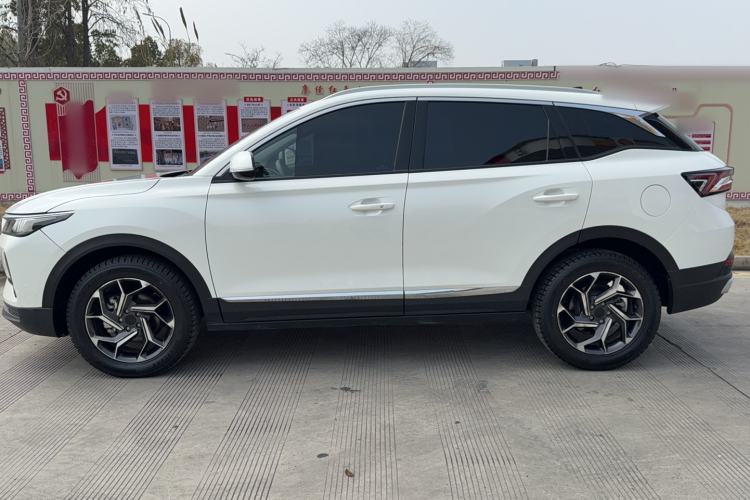 Used Dongfeng Aeolus AX7 2021 PRO 1.6T Automatic Business Edition
