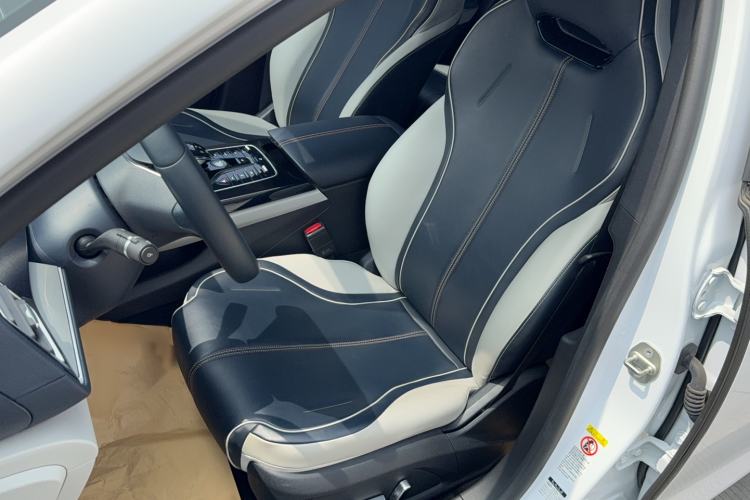 Used BYD Qin PLUS 2021 EV 500KM Luxury Model
