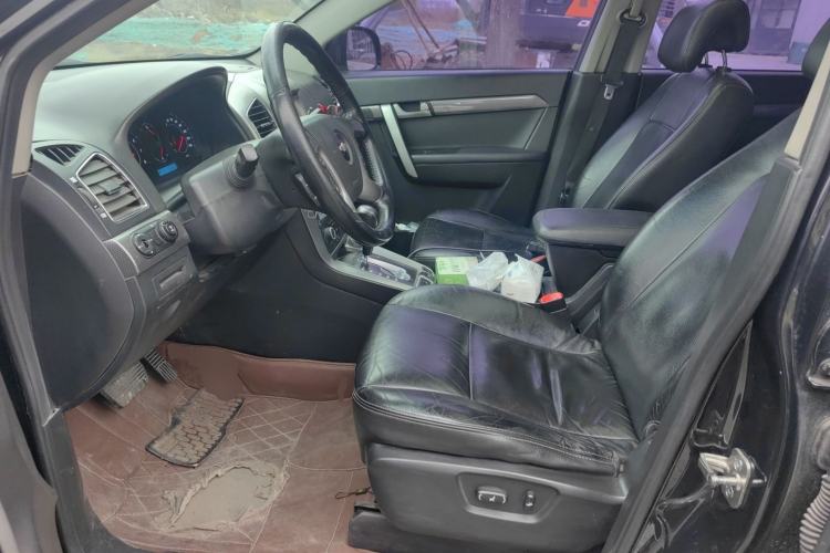 Used Chevrolet Captiva 2011 2.4 AT 7-Seater Luxury Edition