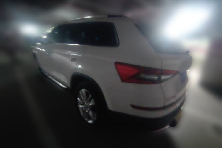 Used Skoda Kodiaq 2018 Facelifted TSI330 5-Seater Two-Wheel-Drive Luxury Enjoyment Edition
