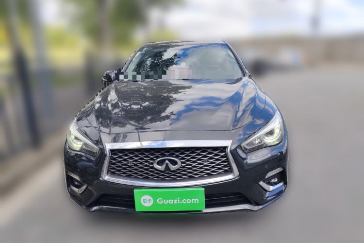 Used Infiniti Q50L 2018 2.0T Enjoyment Version China VI Standard
