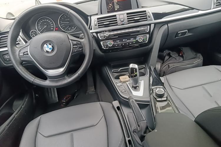 Used BMW 3 Series 2017 320Li Fashion Model
