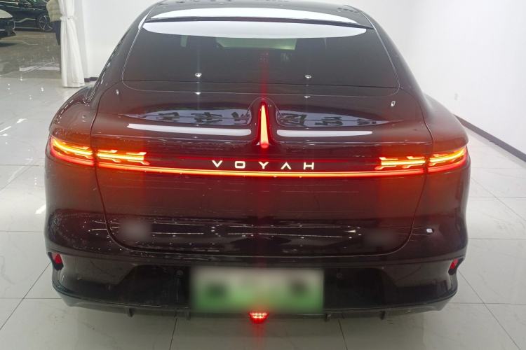 Used VOYAH PASSION 2024 PHEV Four-Wheel Drive Ultra-Long Range Flagship Model
