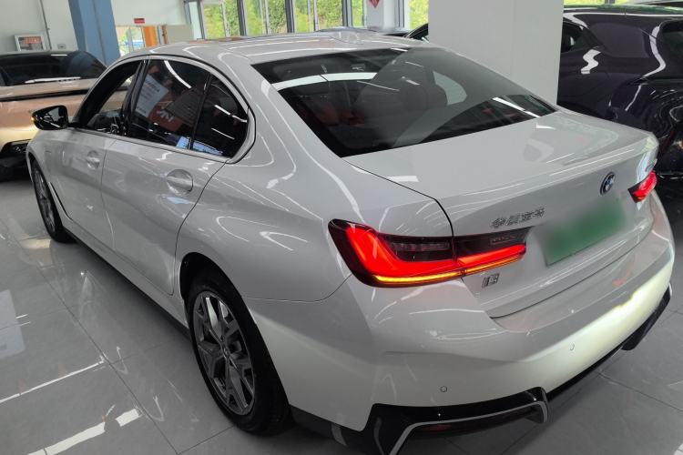 Used BMW i3 2024 eDrive 35 L
