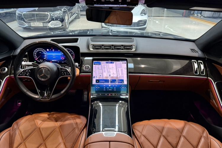 Used Mercedes-Benz Maybach S-Class 2021 S 480 4MATIC Interior 1