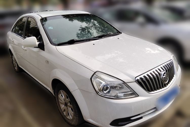 Used Buick Excelle 2015 1.5L Automatic Classic Model Front Right 45 Deg