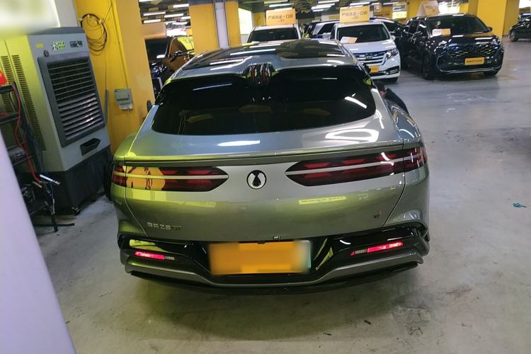 Used Denza Z9 2024 1100 km Four-Wheel Drive Max Version