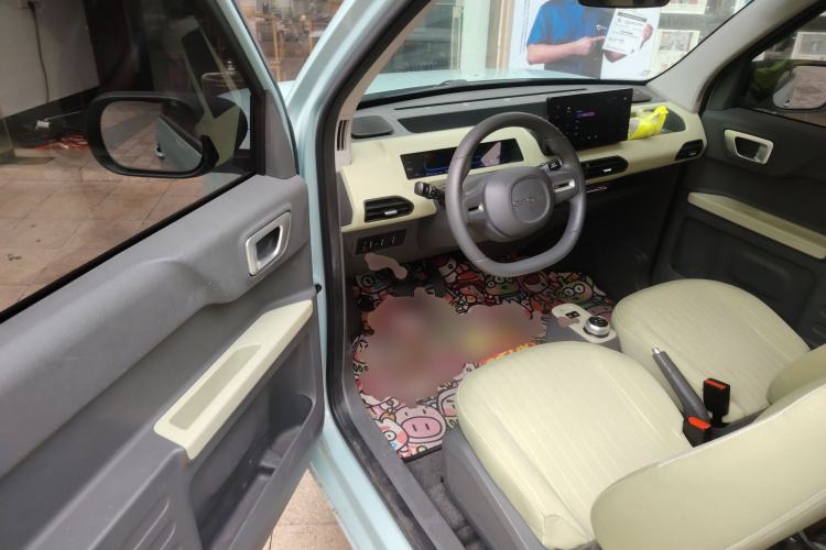 Used Geely Galaxy Panda 2023 Panda Mini 200km Dynamic Bear Driver Seat