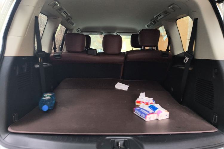 Used Nissan Patrol 2018 4.0L LinkedIn Edition Trunk