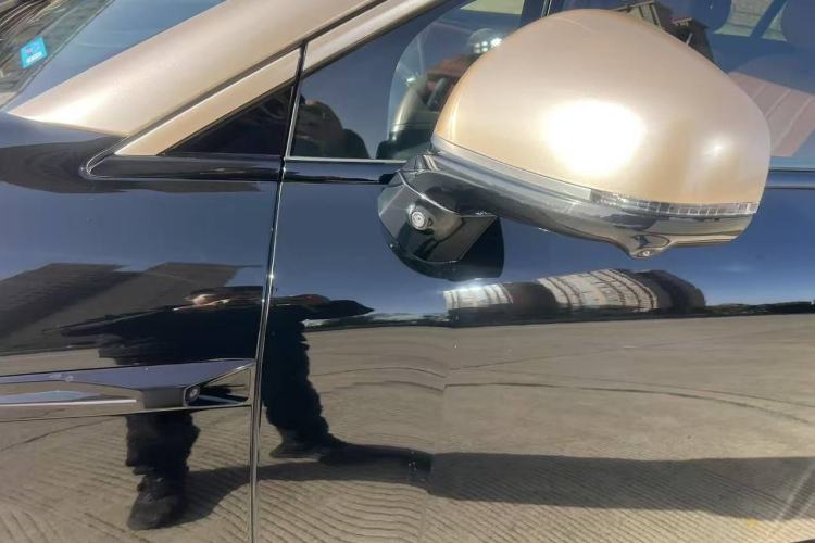 Used Hyptec HL 2025 700 Ultra Six-Seater All-Wheel-Drive LiDAR Version
