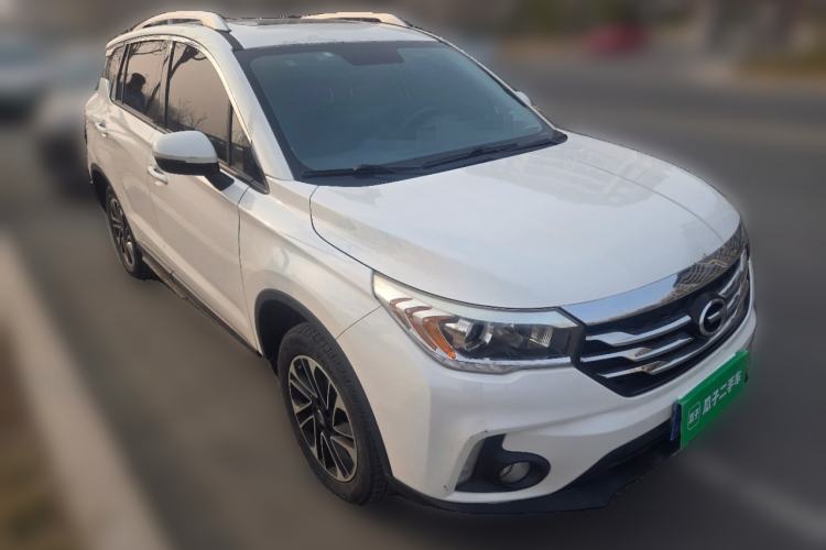 Used GAC Trumpchi GS4 2015 200T G-DCT Elite Edition Front Right 45 Deg