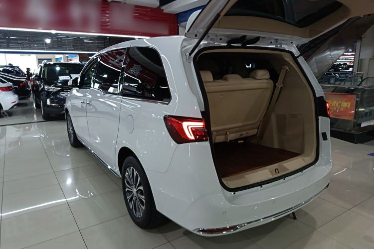 Used Buick GL8 2023 Land Executive Class 652T Luxury Model