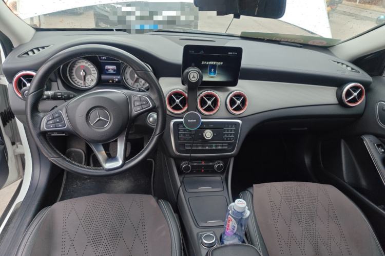 Used Mercedes-Benz GLA 2016 GLA 200 Fashion Model