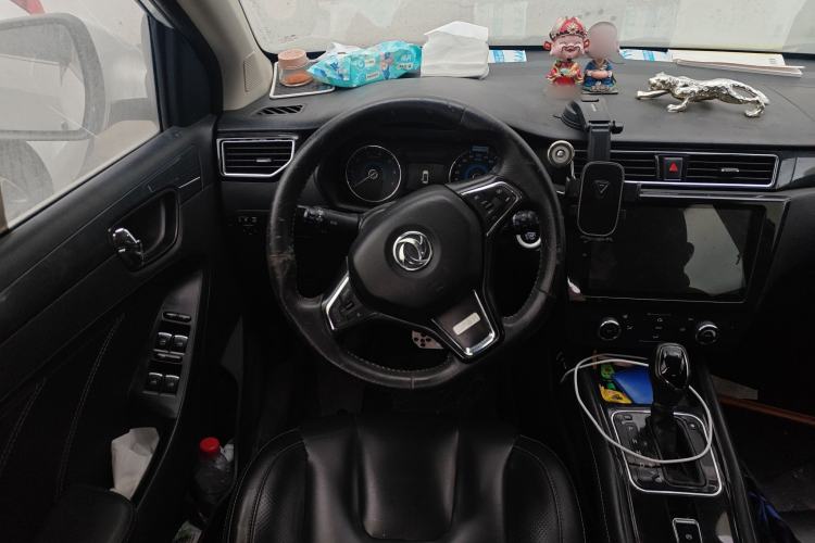 Used Dongfeng Fengon 580 2016 Revised Version 1.5T CVT Luxury Edition Steering Wheel