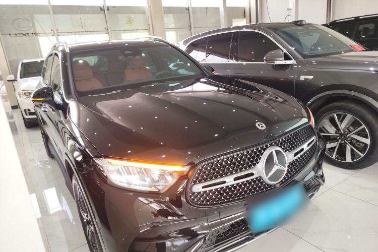 Used Mercedes-Benz GLC 2025 GLC 260 L 4MATIC Luxury Model